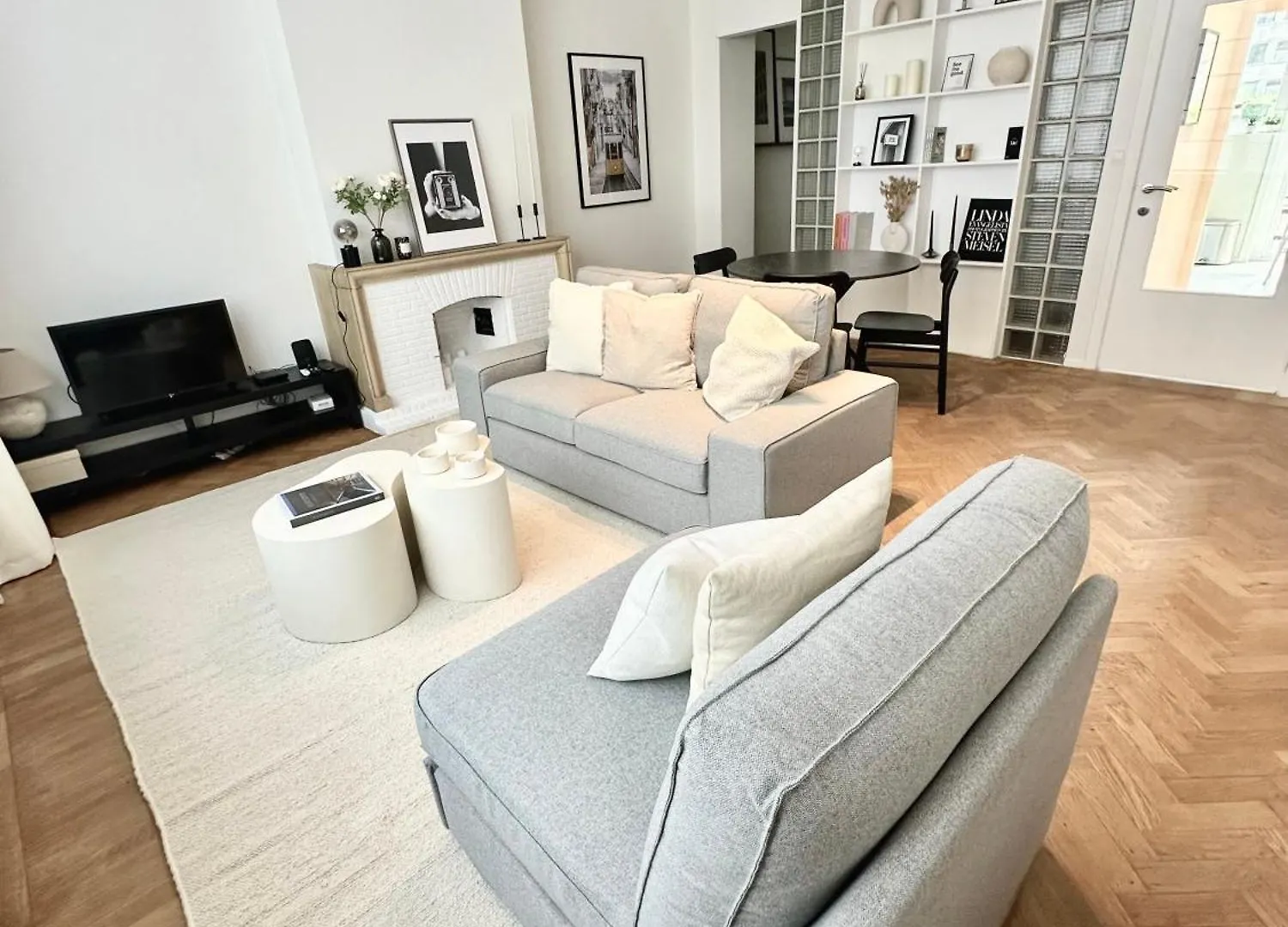 Superbe Appartement - Quartier Louise ! Brussel 0*,